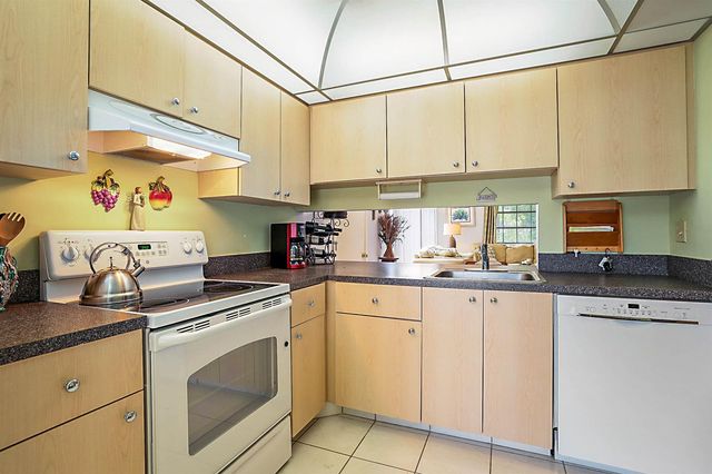 5231 Copperleaf Circle, Delray Beach, FL 33484