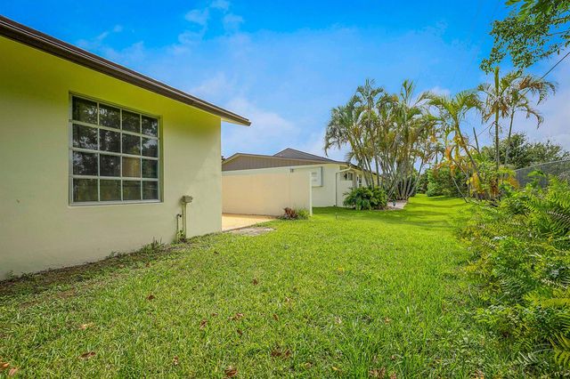 5231 Copperleaf Circle, Delray Beach, FL 33484