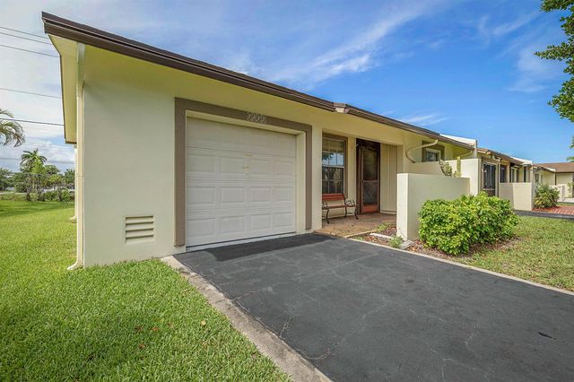 5231 Copperleaf Circle, Delray Beach, FL 33484