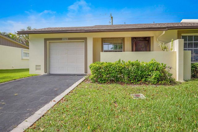 5231 Copperleaf Circle, Delray Beach, FL 33484