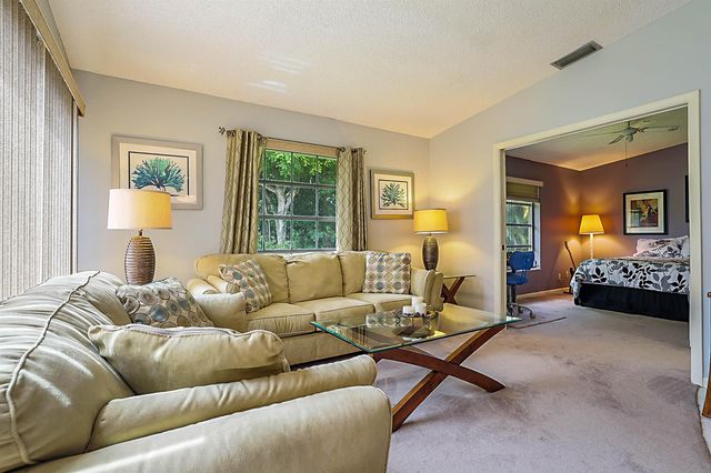 5231 Copperleaf Circle, Delray Beach, FL 33484