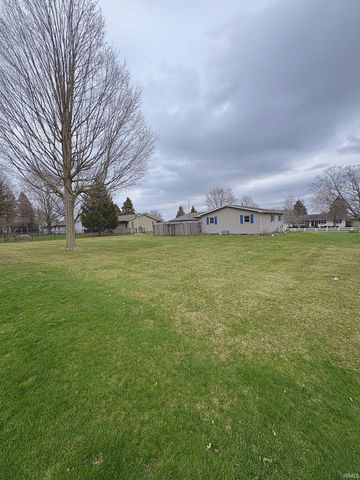 21 Yvonna Street, Leesburg, IN 46538