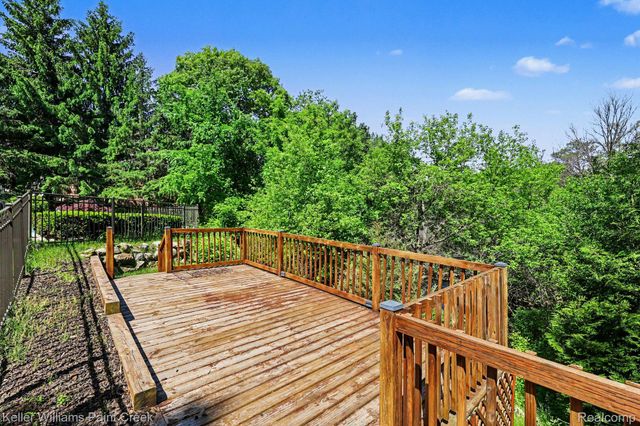 1432 Oakmont Court, Orion Charter Township, MI 48362
