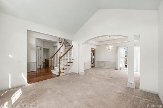 1432 Oakmont Court, Orion Charter Township, MI 48362