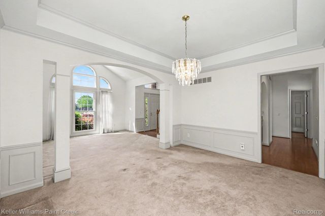 1432 Oakmont Court, Orion Charter Township, MI 48362