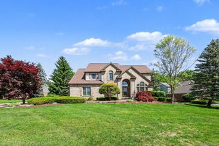 1432 Oakmont Court, Orion Charter Township, MI 48362