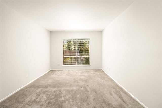 2238 S Piney Point Road 102, Houston, TX 77063