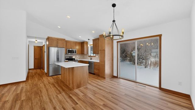 2163 Hadley Hills Drive NE, Rochester, MN 55906