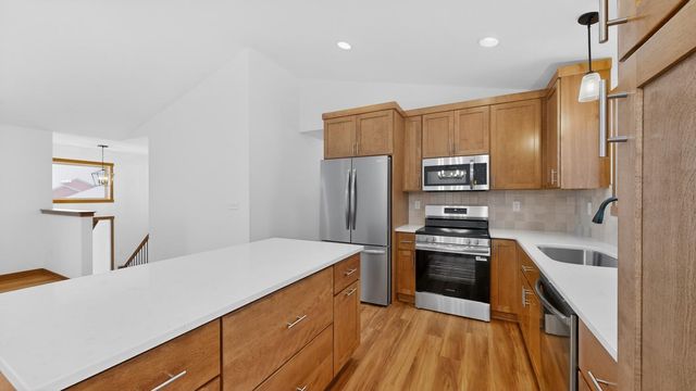 2163 Hadley Hills Drive NE, Rochester, MN 55906