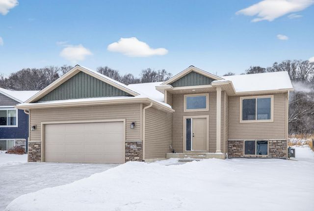 2163 Hadley Hills Drive NE, Rochester, MN 55906