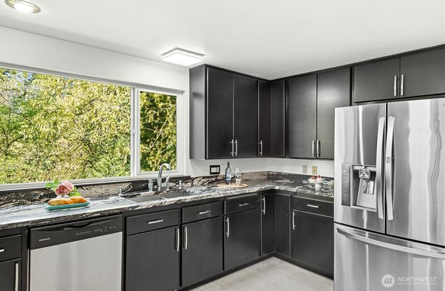 13133 66th Place NE, Kirkland, WA 98034
