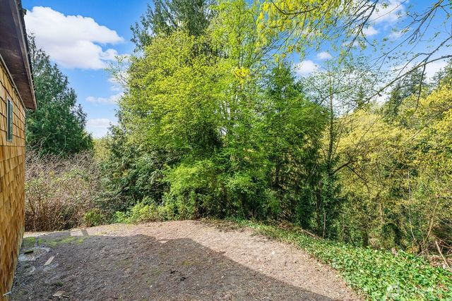 13133 66th Place NE, Kirkland, WA 98034