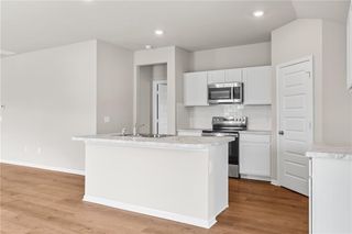 20206 W 195th Street, Spring Hill, KS 66083