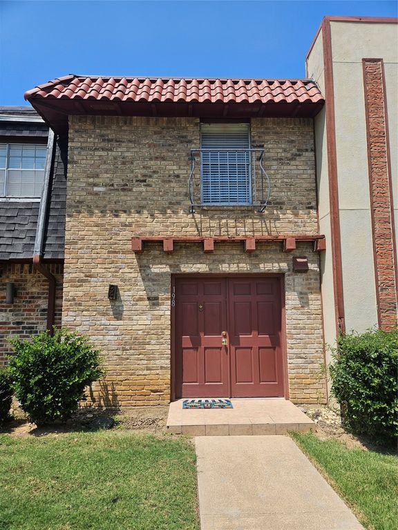 1823 E Grauwyler Road 198, Irving, TX 75061