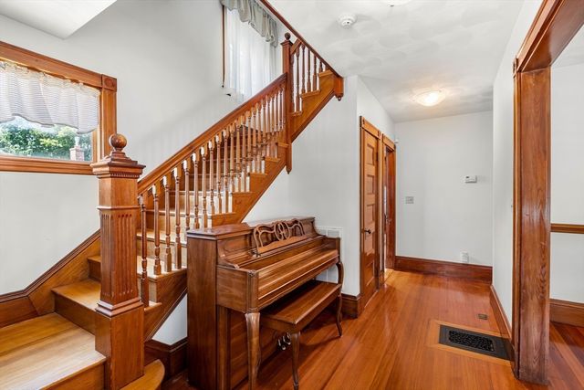 567 Canton Ave, Milton, MA 02186