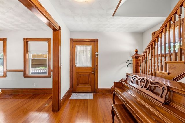 567 Canton Ave, Milton, MA 02186