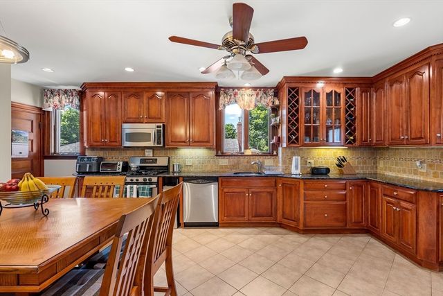 567 Canton Ave, Milton, MA 02186