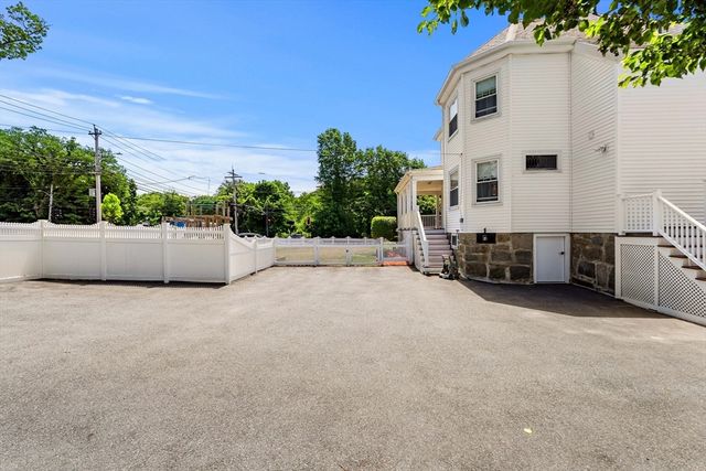 567 Canton Ave, Milton, MA 02186