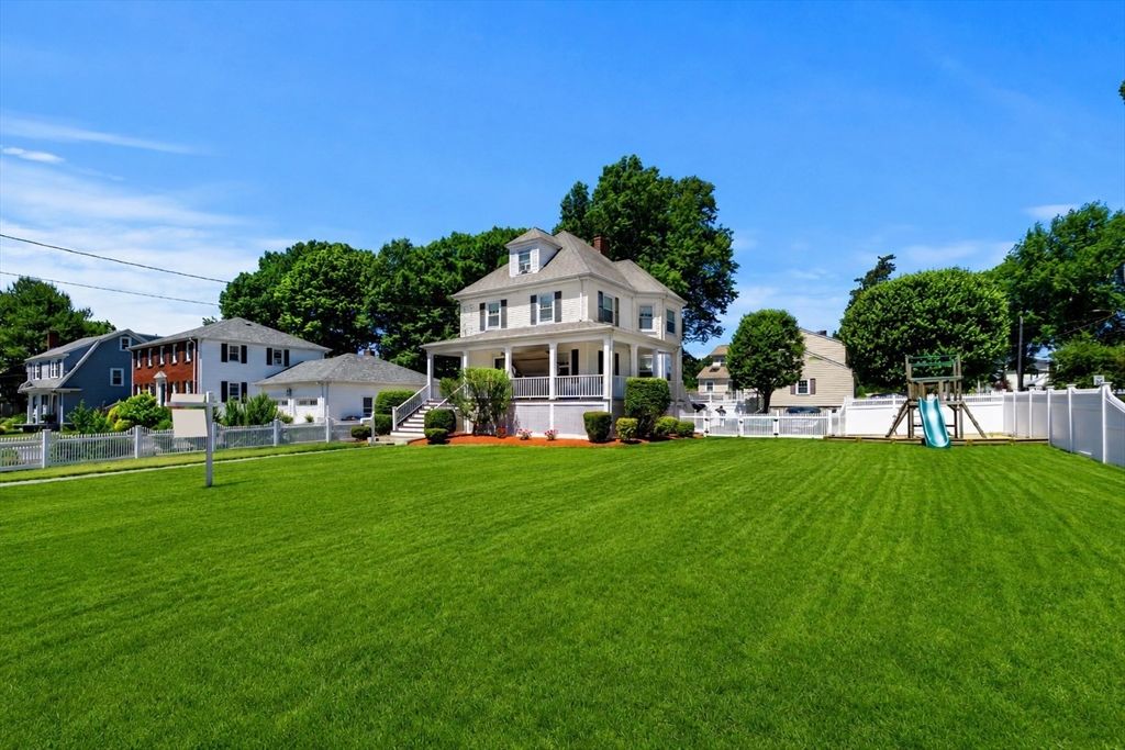 567 Canton Ave, Milton, MA 02186