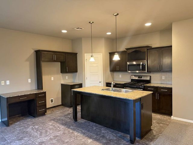 4114 105th Street, Jenks, OK 74037