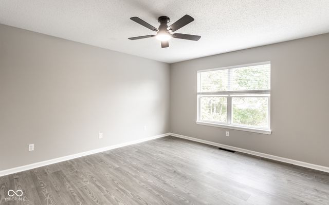 8006 Ithaca Way, Indianapolis, IN 46239