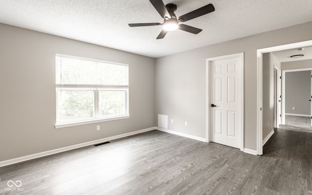 8006 Ithaca Way, Indianapolis, IN 46239