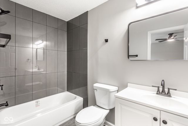 8006 Ithaca Way, Indianapolis, IN 46239