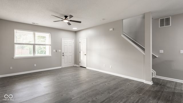 8006 Ithaca Way, Indianapolis, IN 46239