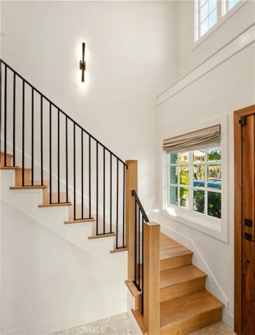 425 Tustin Avenue, Newport Beach, CA 92663