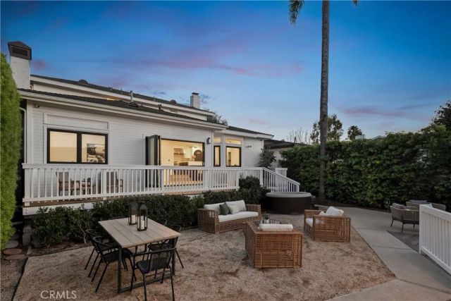 425 Tustin Avenue, Newport Beach, CA 92663