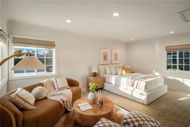 425 Tustin Avenue, Newport Beach, CA 92663