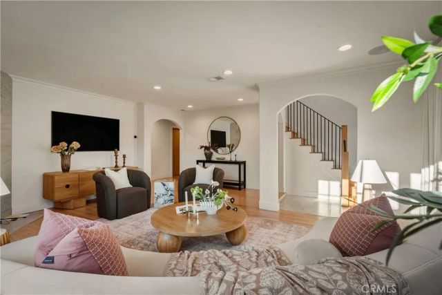 425 Tustin Avenue, Newport Beach, CA 92663