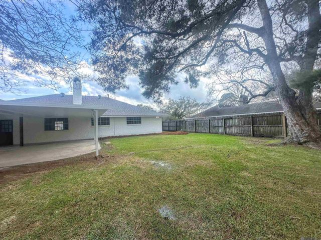 11865 Parkbrook Ave, Baton Rouge, LA 70816