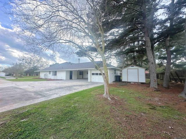 11865 Parkbrook Ave, Baton Rouge, LA 70816