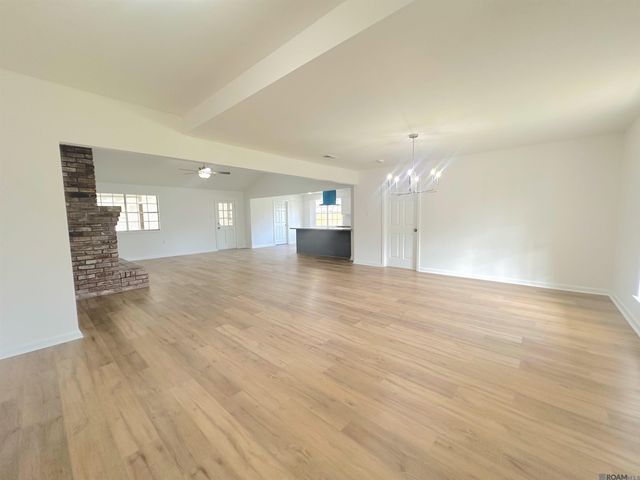 11865 Parkbrook Ave, Baton Rouge, LA 70816