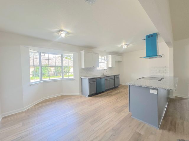 11865 Parkbrook Ave, Baton Rouge, LA 70816