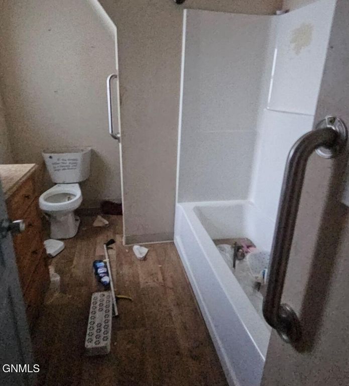 206 Parker Street NE, Alamo, ND 58830 photo 3