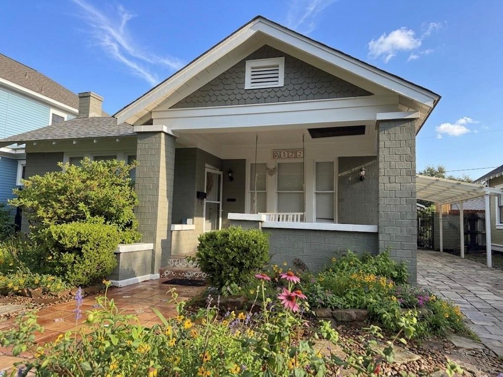 1322 Harvard Street, Houston, TX 77008