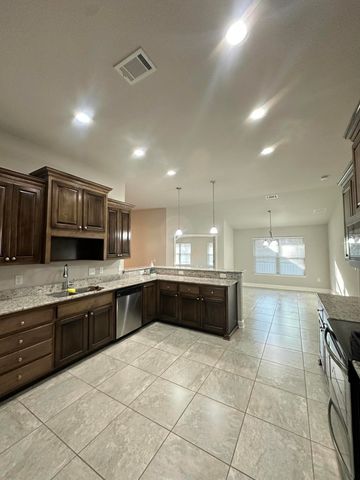 670 Red Fern Road, Crestview, FL 32536