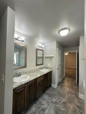 670 Red Fern Road, Crestview, FL 32536