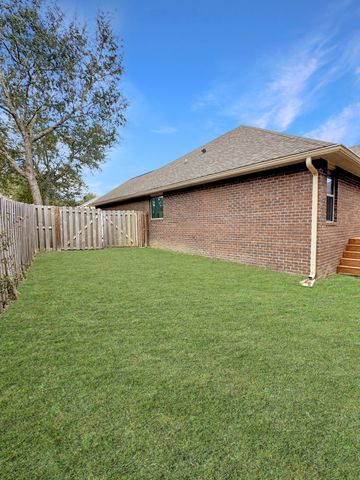 670 Red Fern Road, Crestview, FL 32536