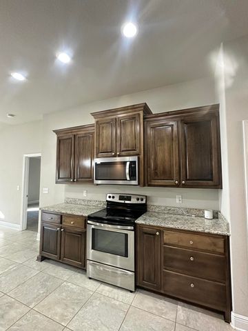 670 Red Fern Road, Crestview, FL 32536