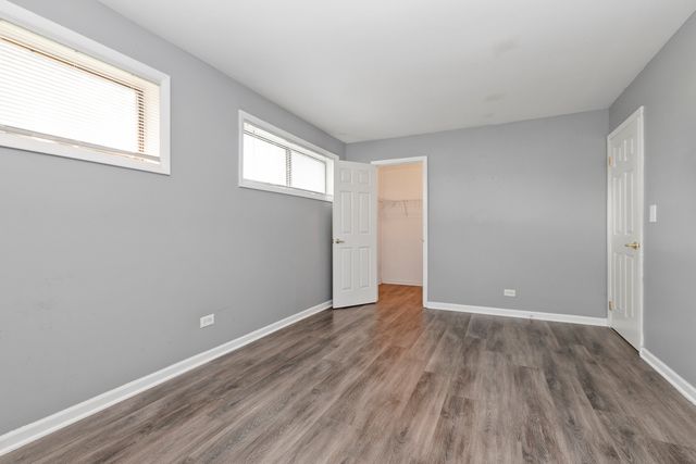 2210 Country Club Drive 2, Woodridge, IL 60517