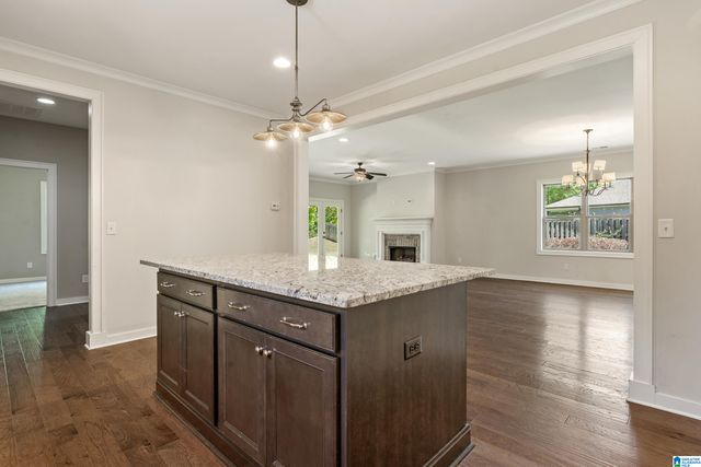 222 W TRESTLE WAY, Helena, AL 35080