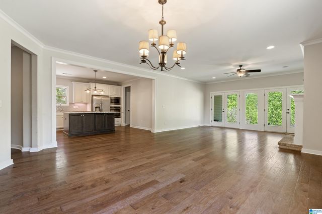 222 W TRESTLE WAY, Helena, AL 35080