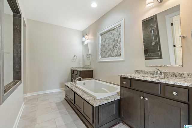 222 W TRESTLE WAY, Helena, AL 35080