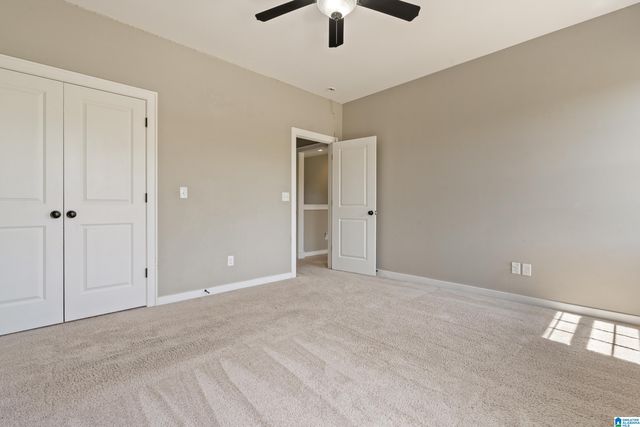 222 W TRESTLE WAY, Helena, AL 35080
