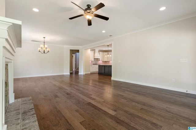 222 W TRESTLE WAY, Helena, AL 35080