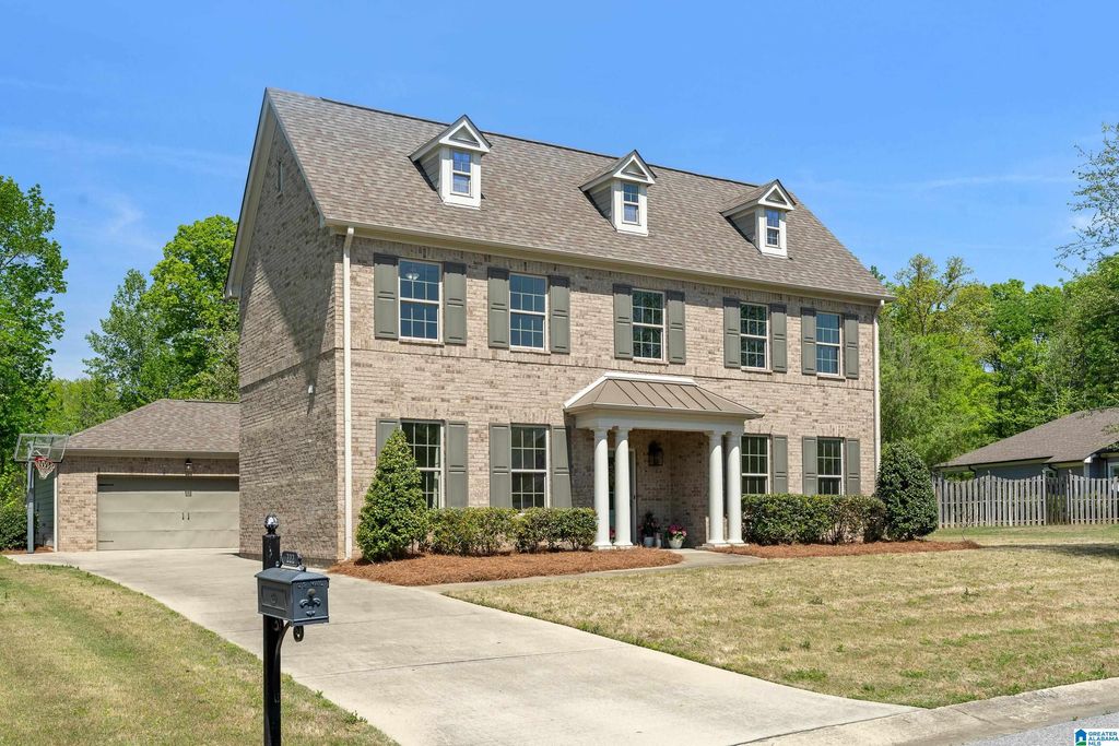 222 W TRESTLE WAY, Helena, AL 35080