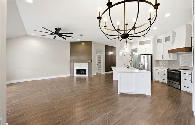 5217 High Bank Dr, Corpus Christi, TX 78413